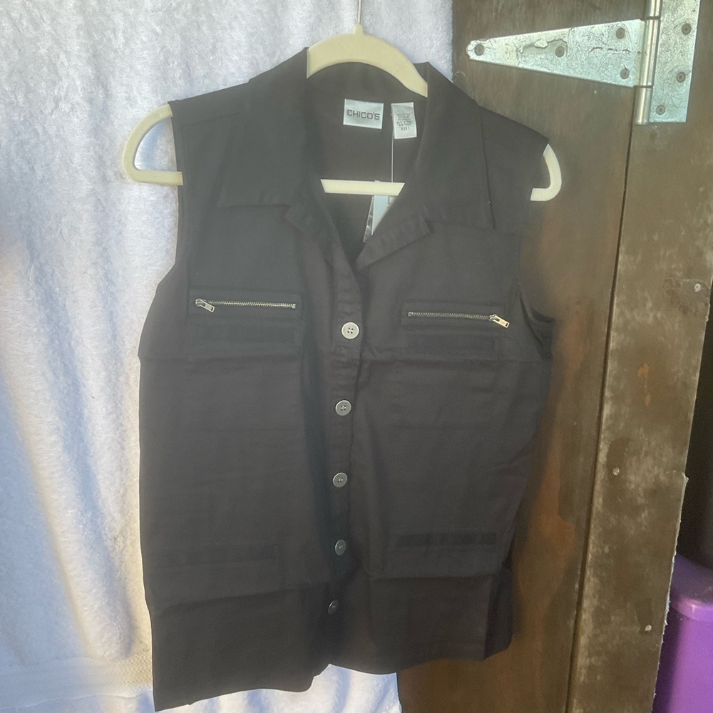 Chico's Black Button-Up Vest. M/8
